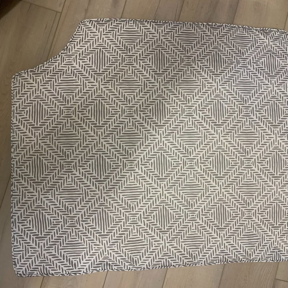 Room422 Twin headboard